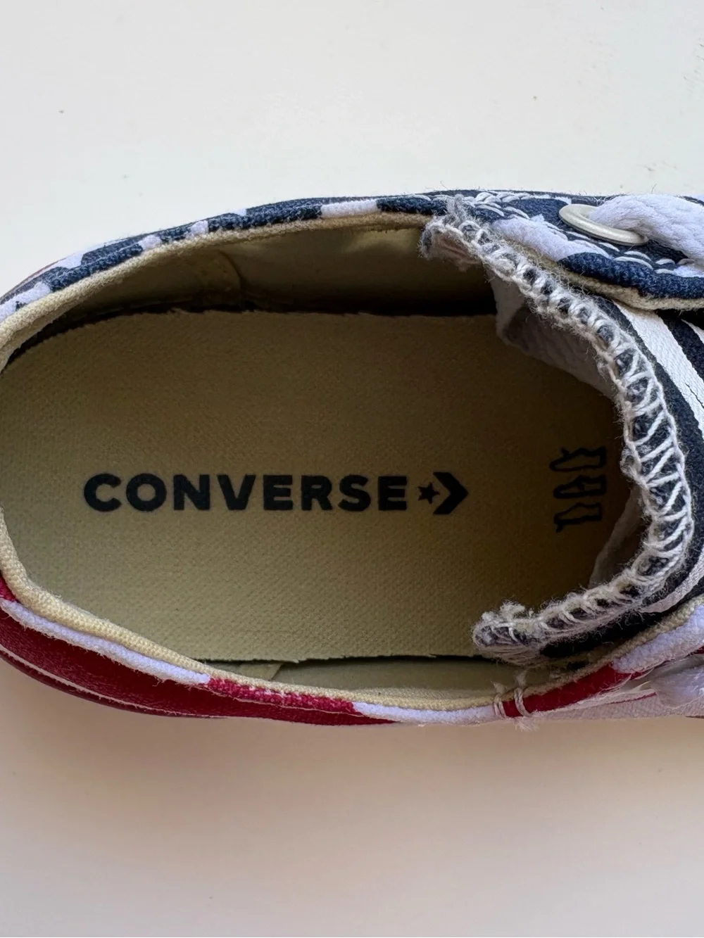 Converse kids low